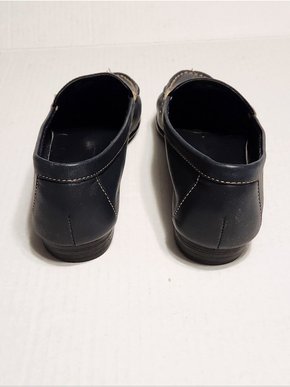 Naturalizer Simba Comfort Leather Slip-On Moccasin Loafer Flat Shoe Navy 6 M - Picture 6 of 10